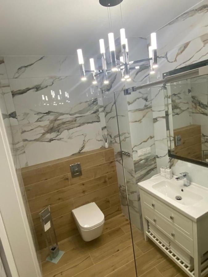 Apartament W Sercu Miasta Zamość Exteriör bild