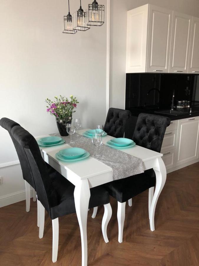 Apartament W Sercu Miasta Zamość Exteriör bild