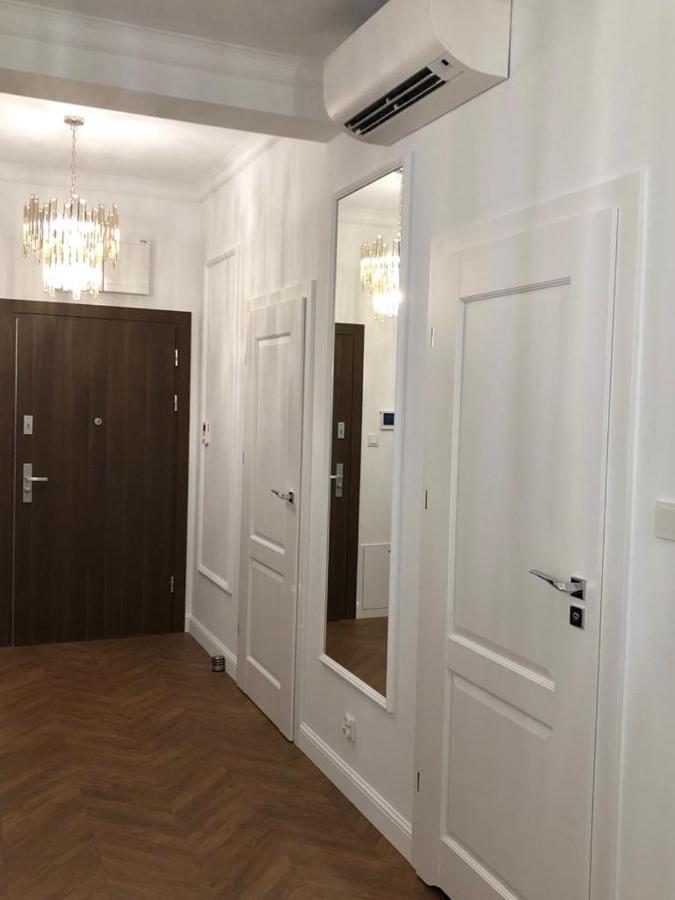 Apartament W Sercu Miasta Zamość Exteriör bild